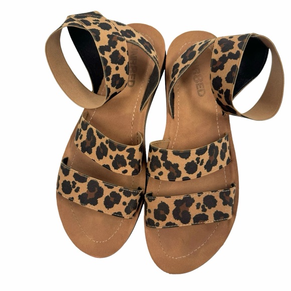 Unr8ed Animal Print Ankle Strap Sandals Size: 8 - Picture 8 of 8